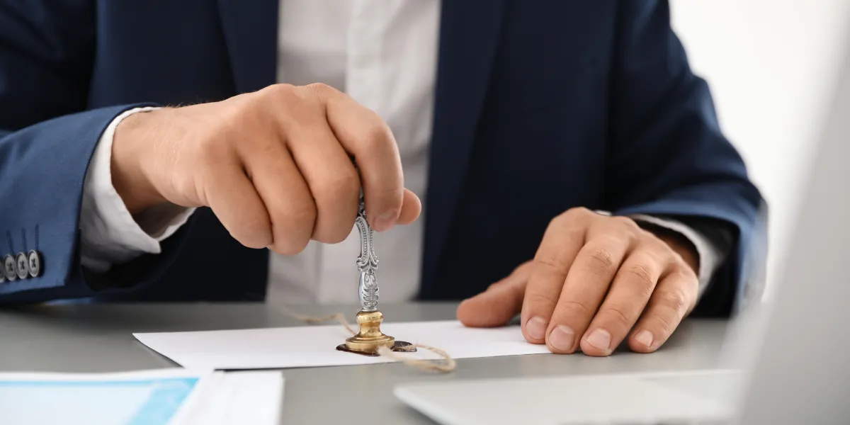 Oregon remote online notarization process illustrating secure video meetings, identity checks, and electronic document signing.