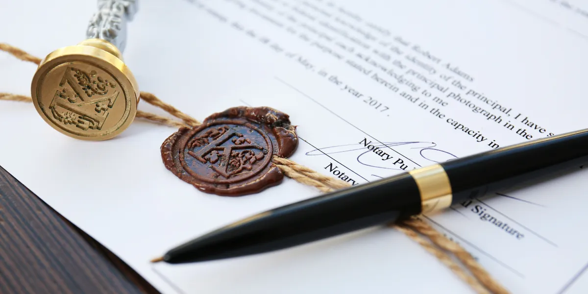 Online notary in Hawaii explaining remote notarization laws, $25 fee limits, identity verification, and electronic signing.
